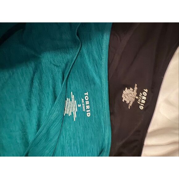 Torrid  plus size 3 xxxl bundle lot 2  Off the shoulder Jersey Tee shirt top - Picture 3 of 3